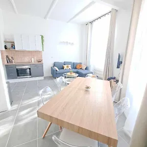 appartement-lumineux-centre.fr-provencehotel.com/